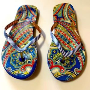Vera Bradley Paisley Design Flip Flop Sandals